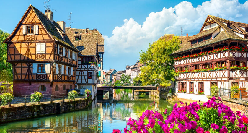 İzmir Çıkışlı Ramazan Bayramına Özel Tren ve Teleferik ile Alp Dağları Zirvesi & Alsace Colmar Turu