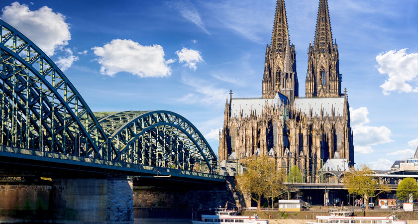 İzmir Çıkışlı Yılbaşı ve Noel`e Özel Almanya - Belçika - Hollanda Turu