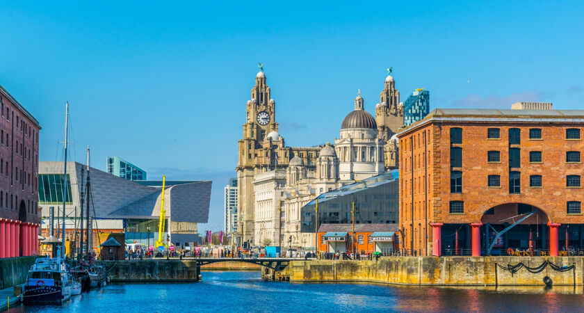 İzmir Çıkışlı Noel Zamanında Londra & Masalsı Cotswold Köyleri Turu