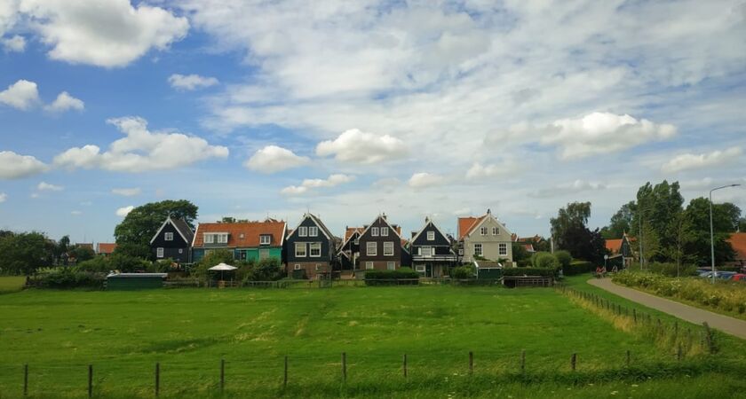 İzmir Çıkışlı Yılbaşı ve Noel`e Özel  Hollanda - Belçika - Fransa Turu