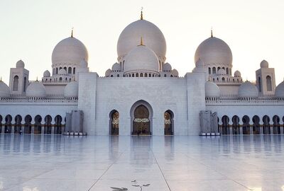 Celestyal Discovery ile 7 Gece 8 Gün Iconic Arabia Abu Dhabi Çıkışlı