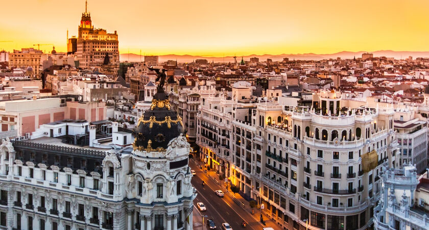 İzmir Çıkışlı Boydan Boya Büyük Portekiz & İspanya ve Endülüs Turu