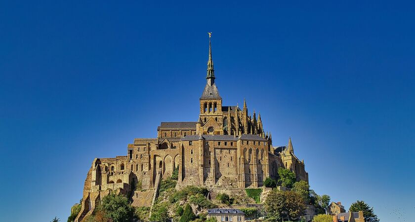 İzmir Çıkışlı Paris - Normandiya - Loire Vadisi & Şatolar Turu