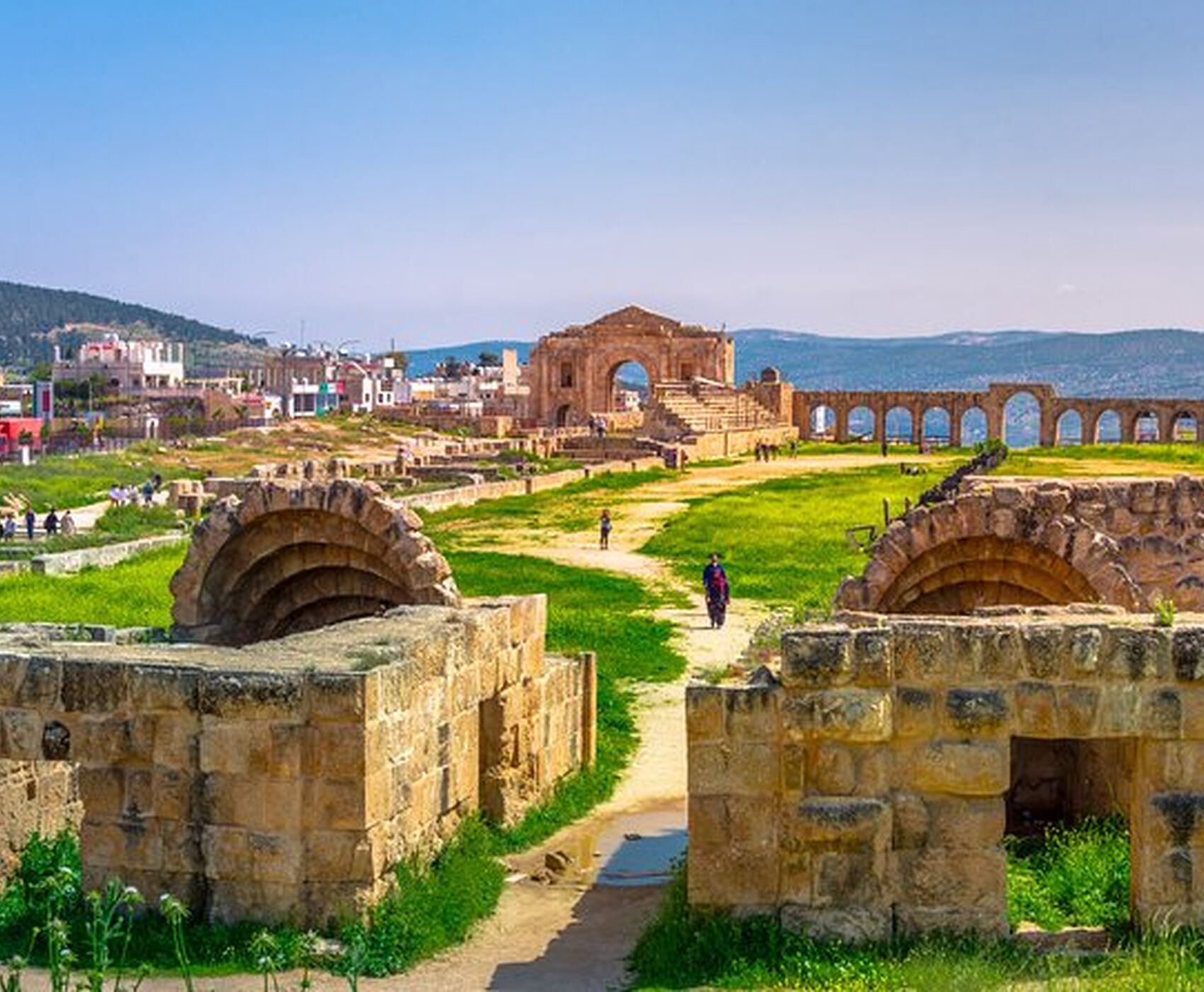 ANTALYA ÇIKIŞLI VİZESİZ HER ŞEY DAHİL BAŞTAN BAŞA ÜRDÜN KEŞİF TURU